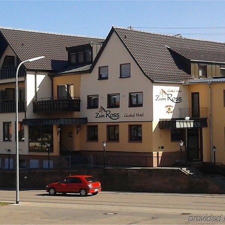 Gasthof Hotel Zum Ross Вертгейм Экстерьер фото
